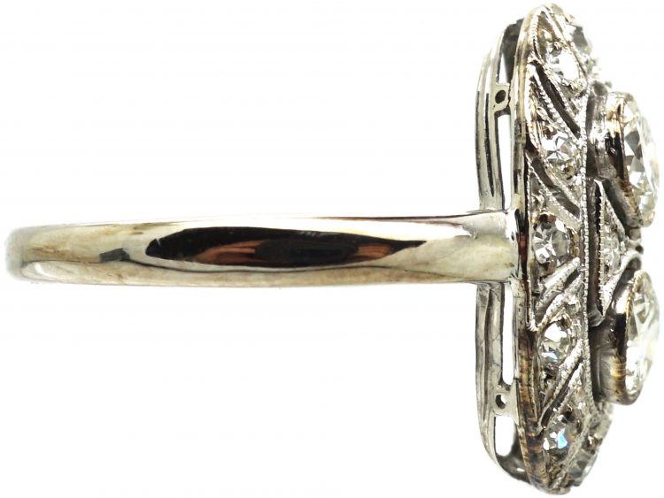 Art Deco Oval Ring set with Diamonds