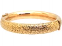 Edwardian 9ct Gold Bangle with Ivy Leaf Engraved Detail