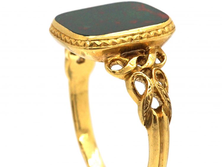 Belgian 19th Century 18ct Gold Signet Ring set with a Bloodstone