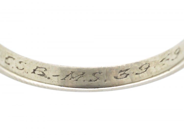Retro Platinum Wedding Ring