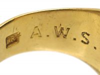 Victorian 18ct Gold Signet Ring set with a Bloodstone with Crest Intaglio