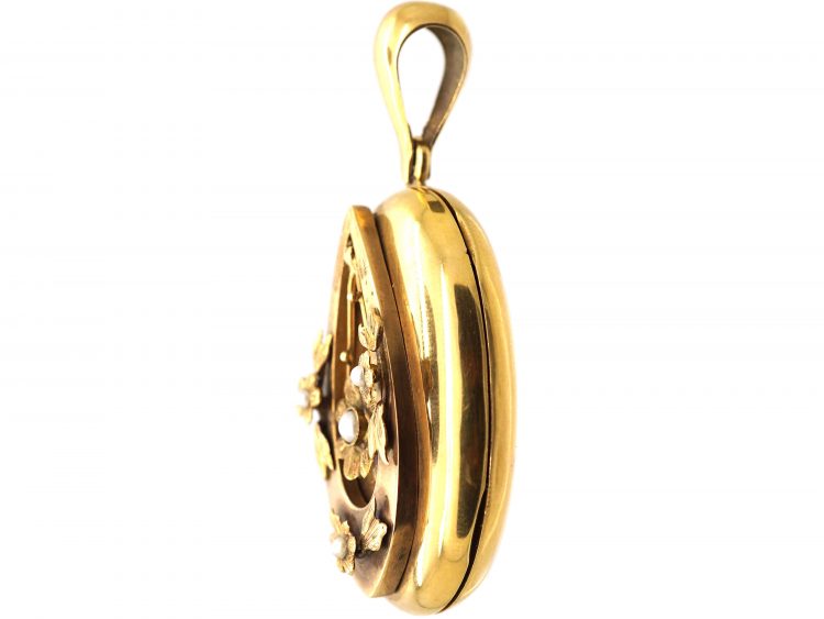 Victorian 15ct Gold Oval Locket with Flower Garland Motif