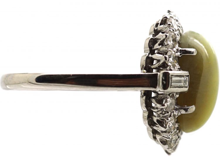 18ct White Gold & Platinum, Diamond & Cat's Eye Chrysoberyl Ring