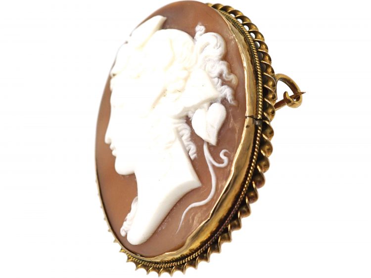 Victorian 15ct Gold & Shell Cameo Brooch of a Classical Ladies Head