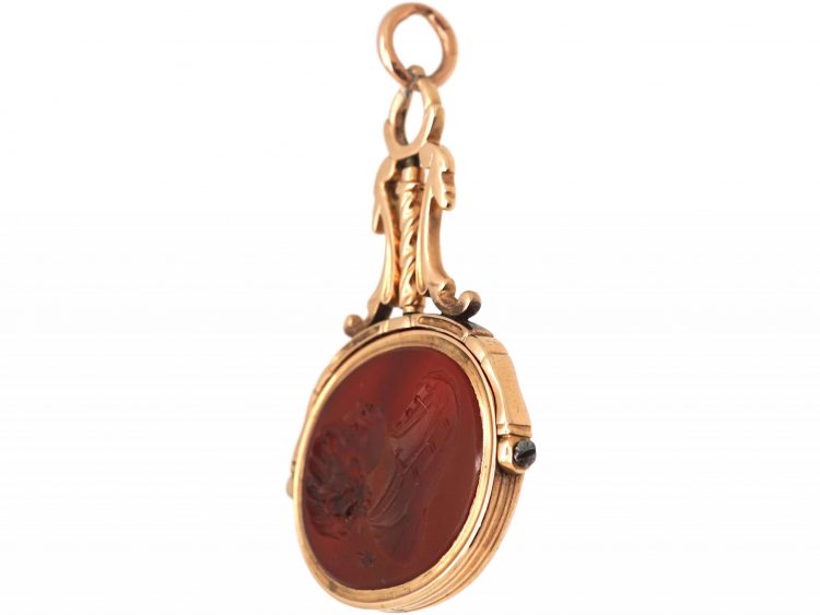 Georgian 15ct Gold Swivel Seal with Carnelian Intaglio of Halley & His Comet