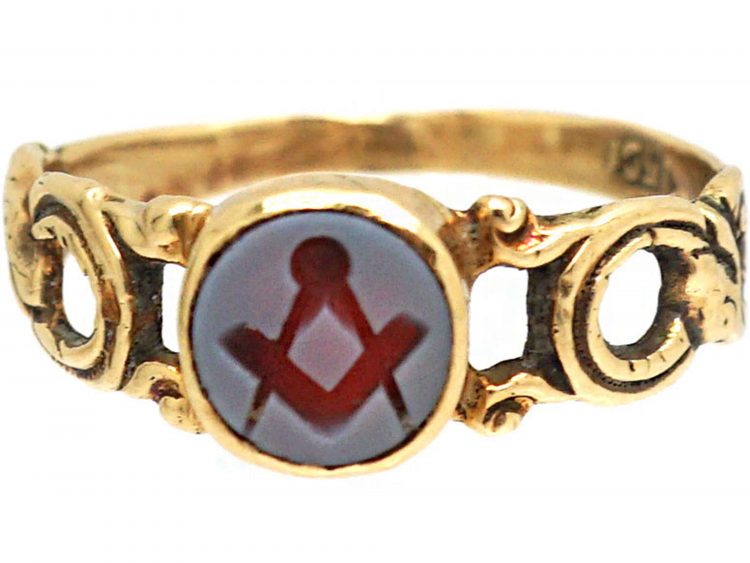 Victorian 15ct Gold Ring with Carnelian Masonic Intaglio & Snake Motif Shoulders