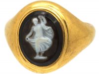 Victorian 18ct Gold Ring with Sardonyx Cameo of Dancing Girl