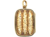 Victorian 9ct Gold Cigars in Box Locket