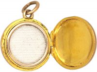 Edwardian 15ct Gold Round Green & White Enamel Locket set with a Diamond