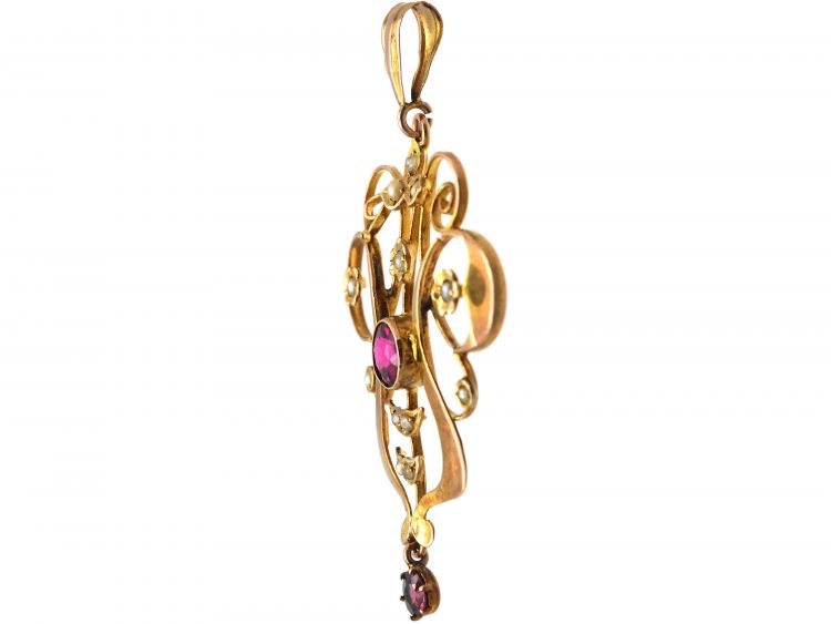 Edwardian 9ct Gold Pendant set with Garnets & Natural Split Pearls