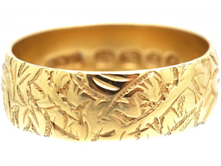 Vintage 18ct Gold Wedding Ring with Ivy Leaf Motif