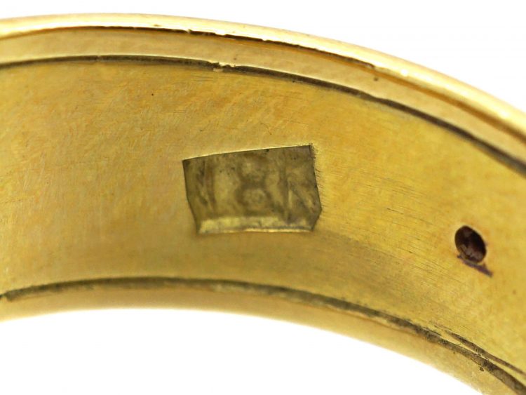 18ct Gold & Sapphire Ring with Raised Gold Motifs & Small Diamonds