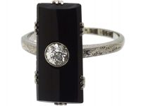 Art Deco 18ct White Gold, Onyx & diamond Rectangular Shaped Ring