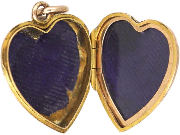 Edwardian 9ct Gold Heart Shaped Locket Engraved with Ivy Leaves