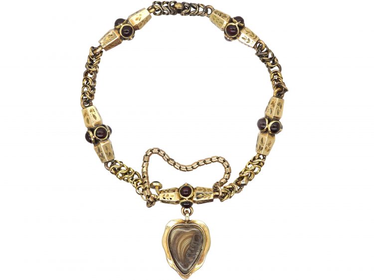 Regency 15ct Gold Bracelet set with Cabochon Garnets with Drop Heart in Original Case