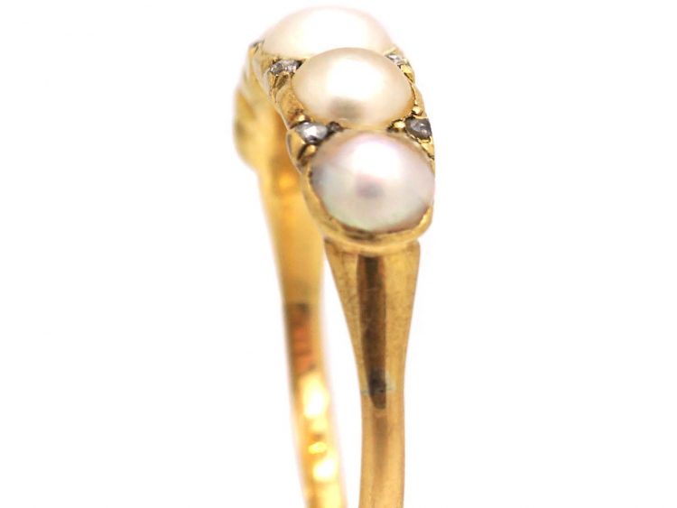 Victorian 18ct Gold Ring set with Five Natural Pearls with Rose Diamond Points