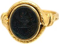 Victorian 18ct Gold Signet Ring set with a Bloodstone with Griffin Crest Intaglio