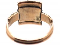 Georgian 9ct Gold Plaque Ring set with an Almandine Garnet & Natural Split Pearls