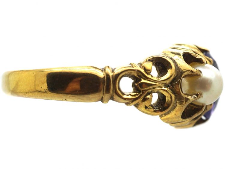 Victorian 15ct Gold Ring set with a Colour Change Sapphire & Two Pearls
