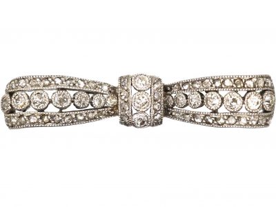 Edwardian Platinum Bow Brooch set with Diamonds