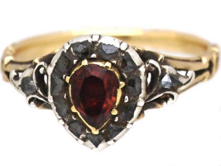 Georgian 18ct Gold & Silver Heart Shaped Ring set with a Garnet & Rose Diamonds