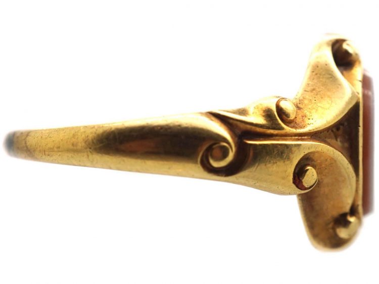 Victorian 18ct Gold & Banded Carnelian Signet Ring