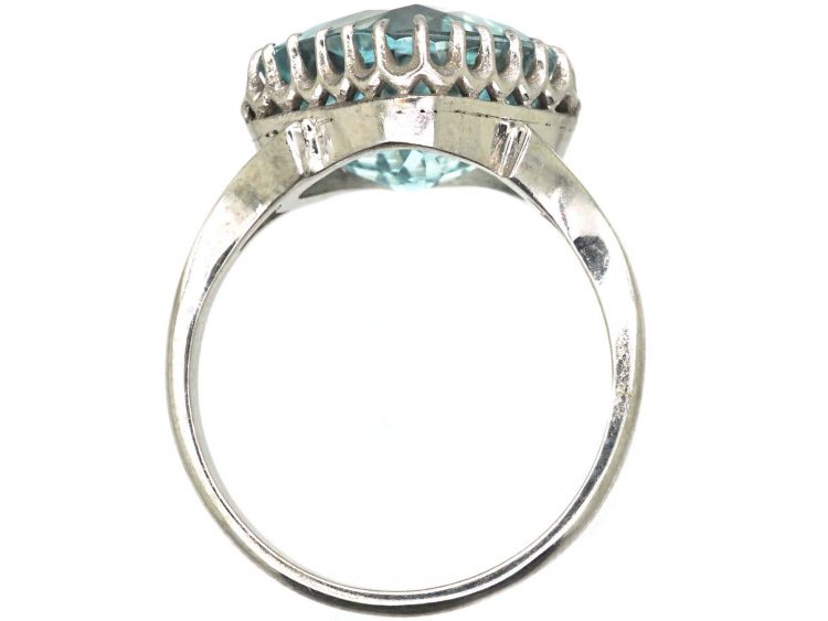 Art Deco 18ct White Gold Ring set with an Aquamarine