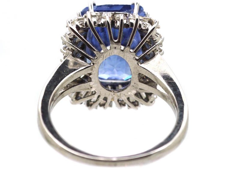 18ct White Gold Ballerina Ring set with a Large Unheated Ceylon Sapphire & Baguette Diamonds