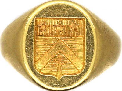 French 18ct Gold Signet Ring with Shield & Crest Intaglio
