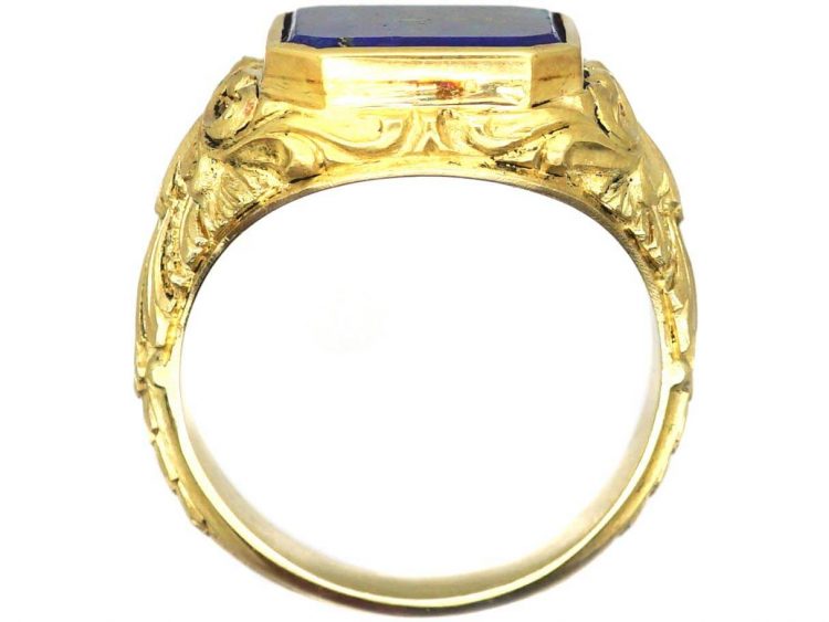 Edwardian 18ct Gold Signet Ring set with Lapis Lazuli