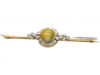 Art Deco 18ct White Gold, Cat's Eye Chrysoberyl & Diamond Brooch