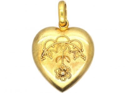 Edwardian 15ct Gold Heart Shaped Pendant with Etruscan Work Detail