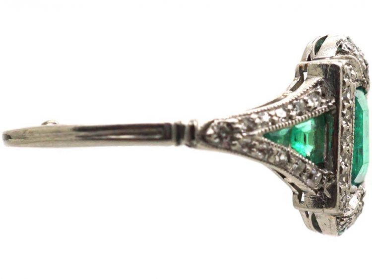 Art Deco Platinum, Emerald & Diamond Ring