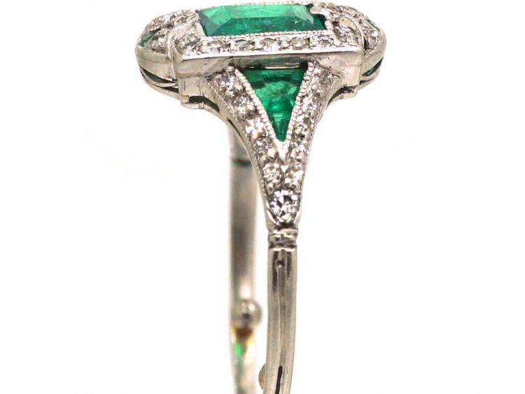 Art Deco Platinum, Emerald & Diamond Ring