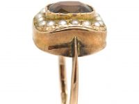 Edwardian 9ct Gold Ring set with a Garnet surrounded with Natural Split Pearls