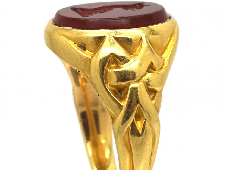 Victorian 18ct Gold Signet Ring with Intaglio of a Griffin