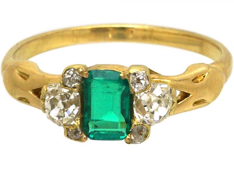 Early Victorian 18ct Gold, Emerald & Diamond Ring
