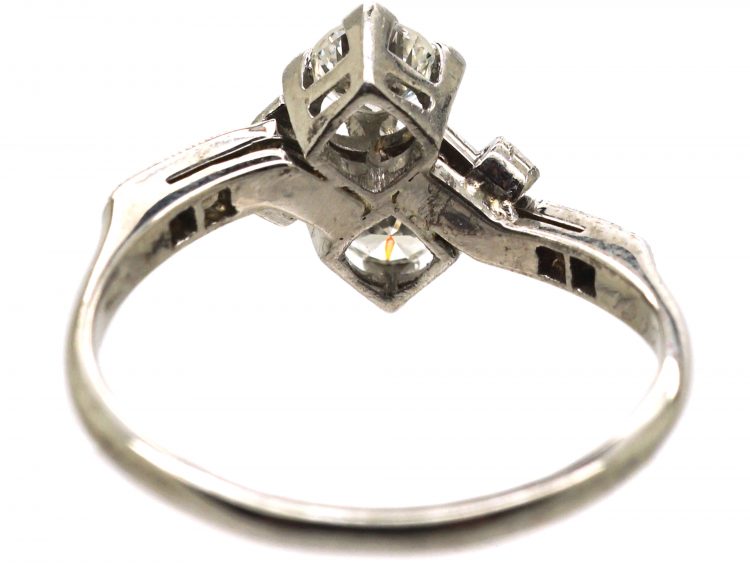 Early 20th Century 18ct White Gold & Platinum, Diamond Crossover Ring