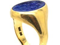 Mid 20th Century 14ct Gold Signet Ring set with Lapis Lazuli with an Intaglio of a Crest
