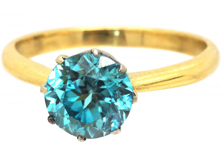 Early 20th Century 18ct Gold Ring set with a Zircon