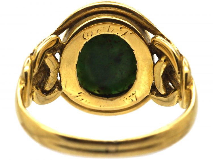 Victorian 18ct Gold Signet Ring set with a Bloodstone with an Intaglio of a Castle