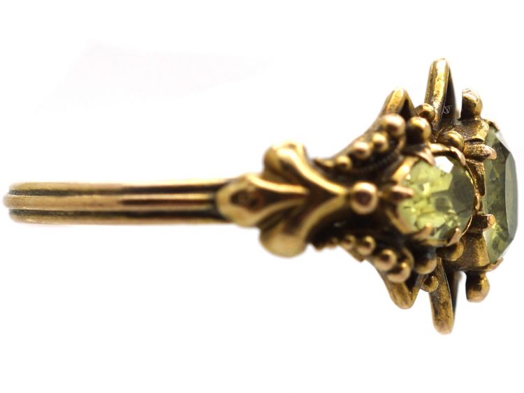 Regency 15ct Gold Ring set with Three Chrysolites