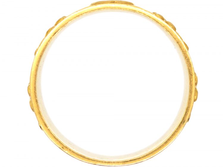 Early 20th Century French 18ct Gold Ring with Fleur-de-Lys & Double Crowned Hearts Motif