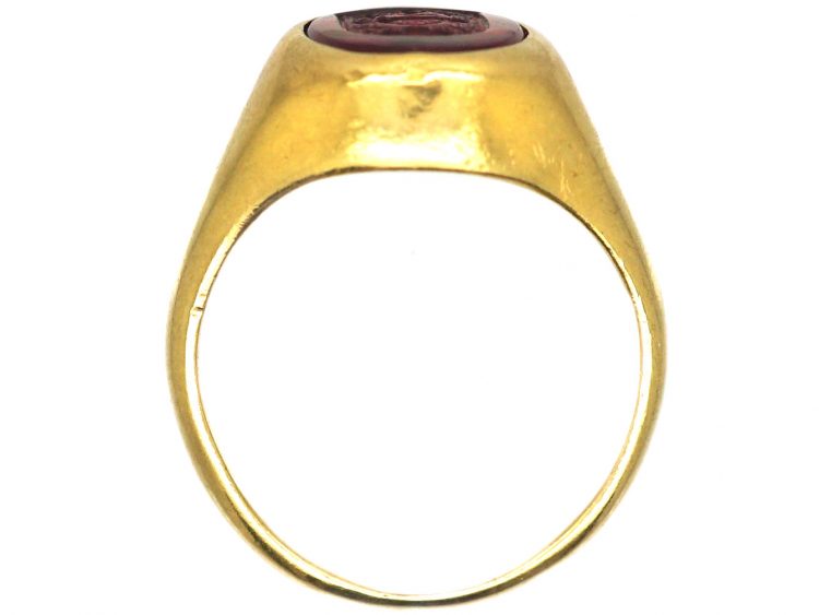 Early 20th Century 18ct Gold Signet Ring set with a Pink Tourmaline with Intaglio of a Crest