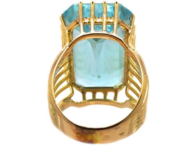 1950s 18ct Gold Ring set with a Large Rectangular Cut Aquamarine