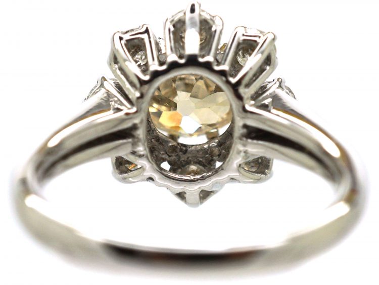 18ct White Gold & Diamond Daisy Cluster Ring with Pale Yellow Diamond in the Centre