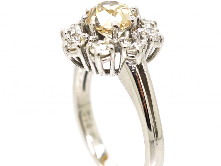 18ct White Gold & Diamond Daisy Cluster Ring with Pale Yellow Diamond in the Centre