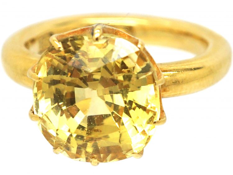 Retro 18ct Gold Ring set with a Large Yellow Sapphire