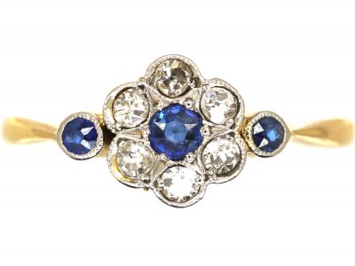 Edwardian 18ct Gold & Platinum, Sapphire & Diamond Daisy Cluster Ring with a Sapphire on Each Side