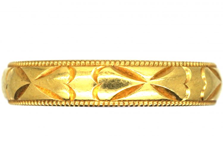 18ct Gold Wedding Ring with Hearts Motif